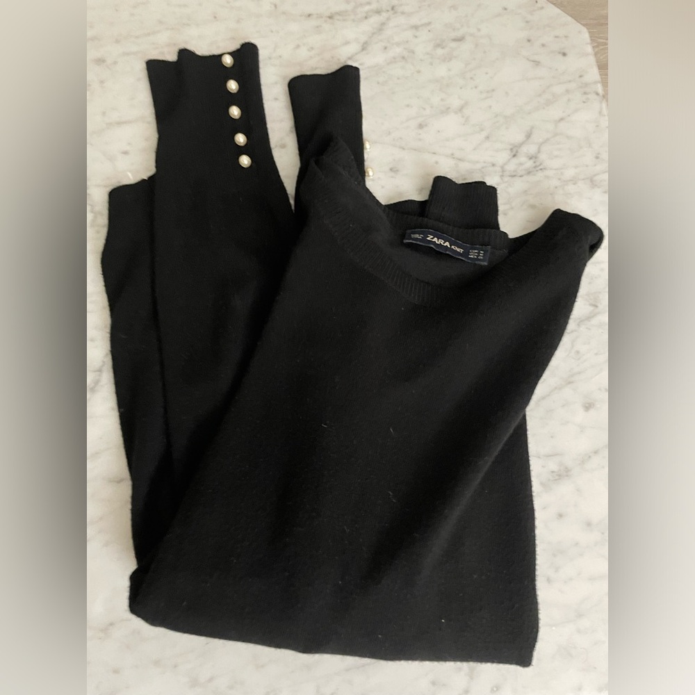 Zara medium knit sweater - pearl cuff detail